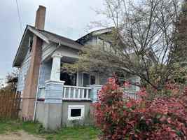 featured image of 641 Prideaux St