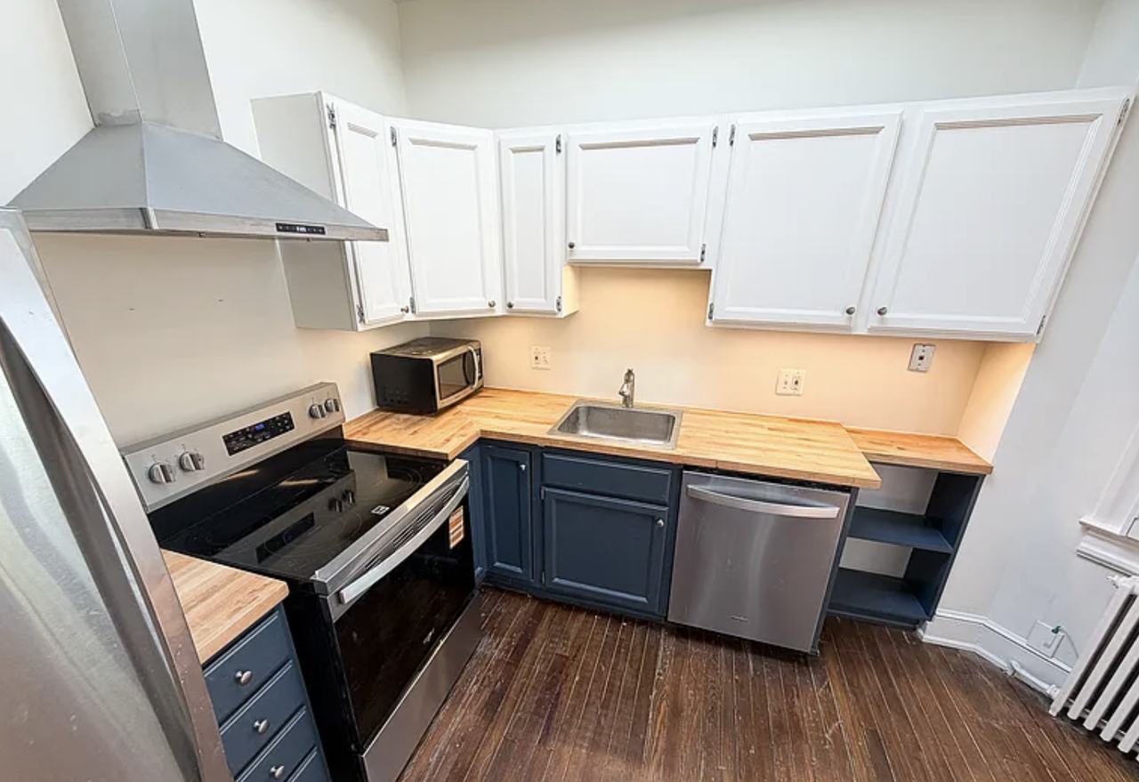 101 7th St Se #5 - Photo 2 of 11