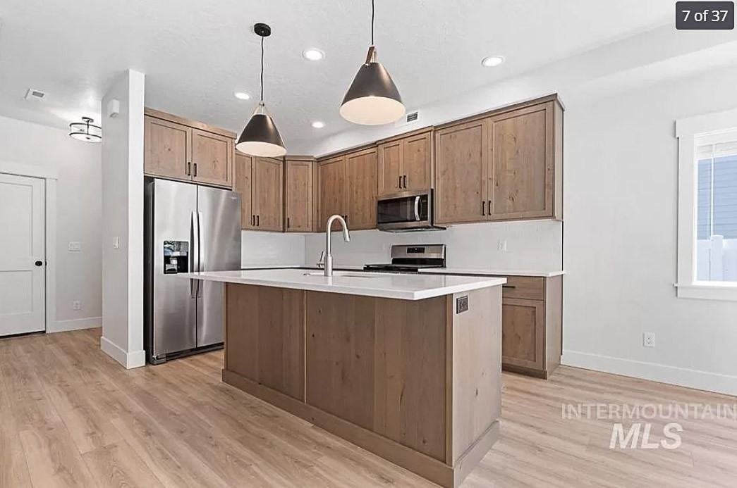 208 Ne 3rd St #208 - Photo 6 of 22