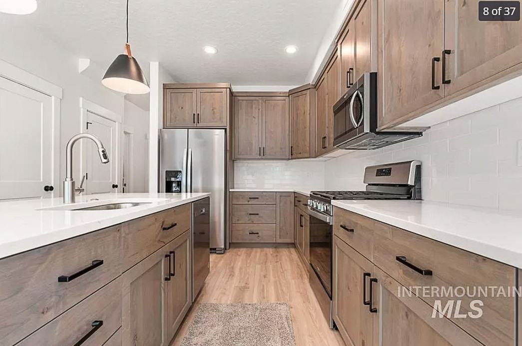 208 Ne 3rd St #208 - Photo 7 of 22