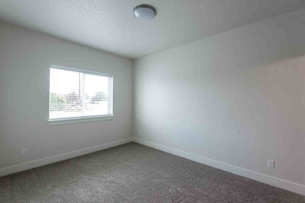 1800 7th Ave N #203 - Photo 7 of 13