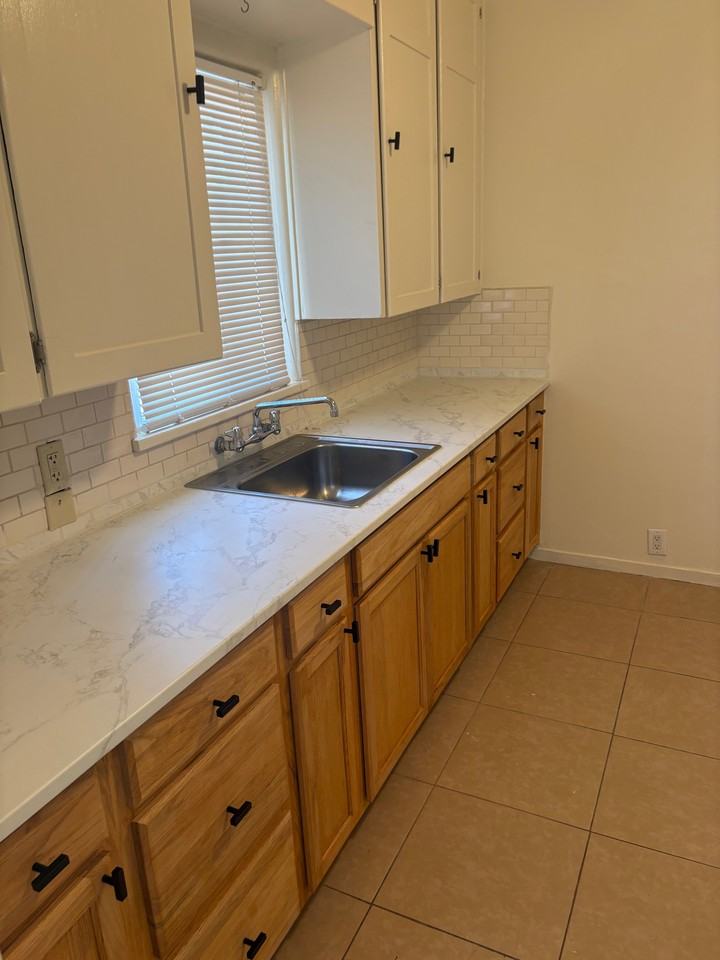 14th St Nw #623 - Photo 2 of 16