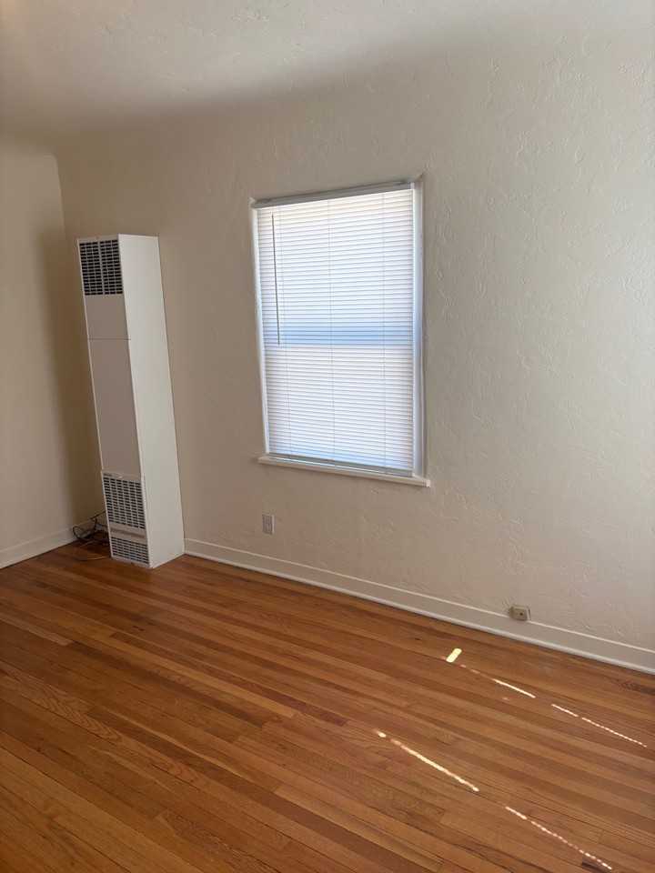 14th St Nw #623 - Photo 5 of 16