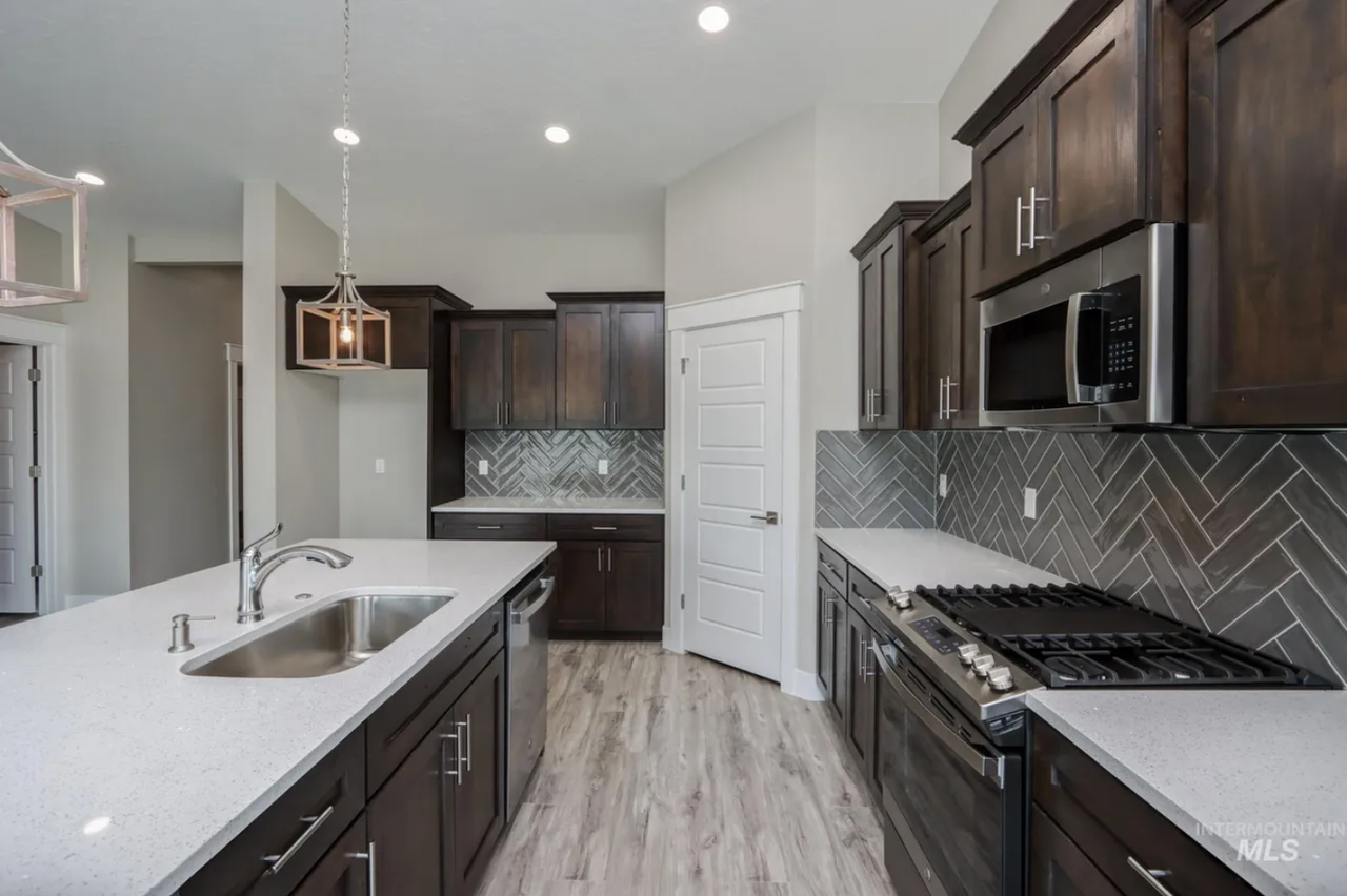 3024 Sepulveda Dr #1 - Photo 3 of 22