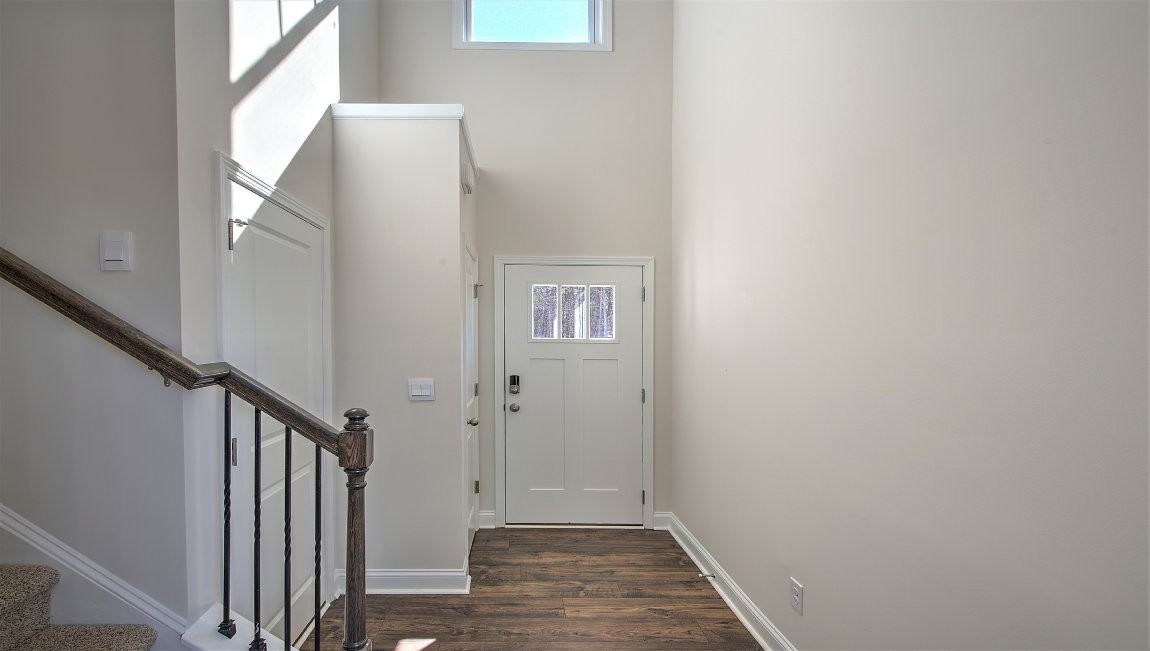 208 Reynard Trl #1 - Photo 3 of 28