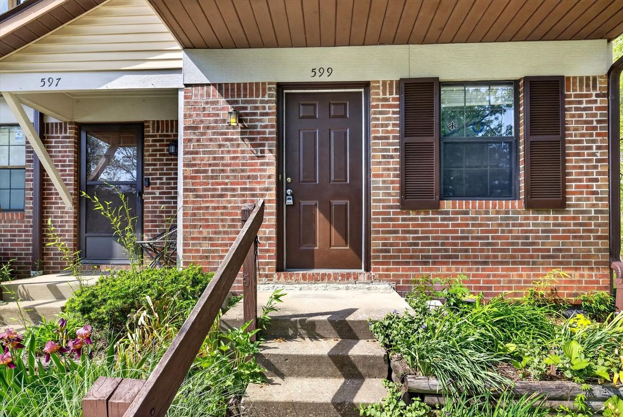 599 E Graham Pl #1 - Photo 4 of 42