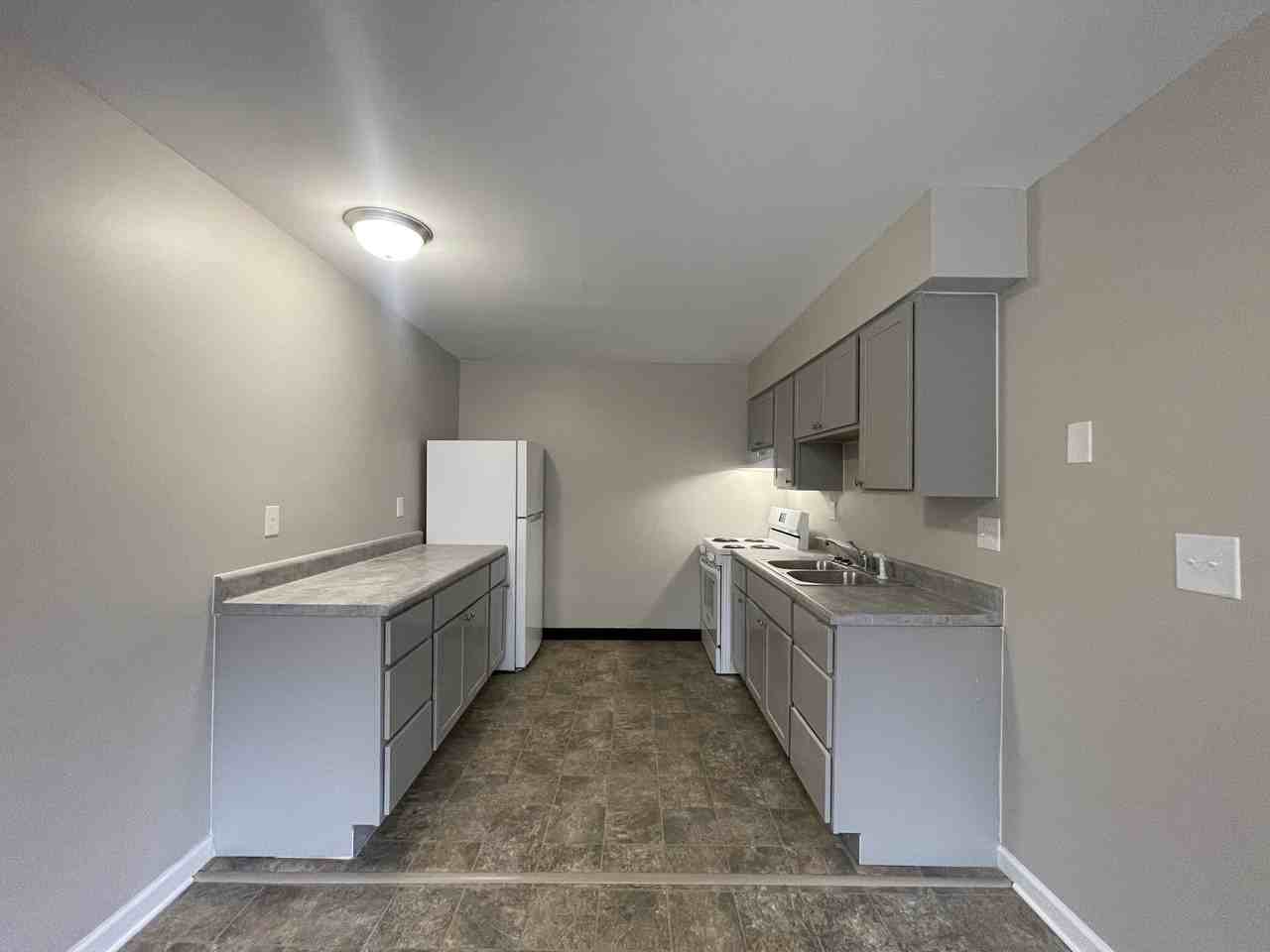 95 Circle Drive - 16 #16 - Photo 3 of 9