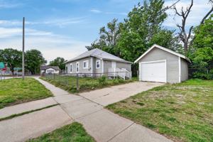 featured image of 802 W Mccormick Ave