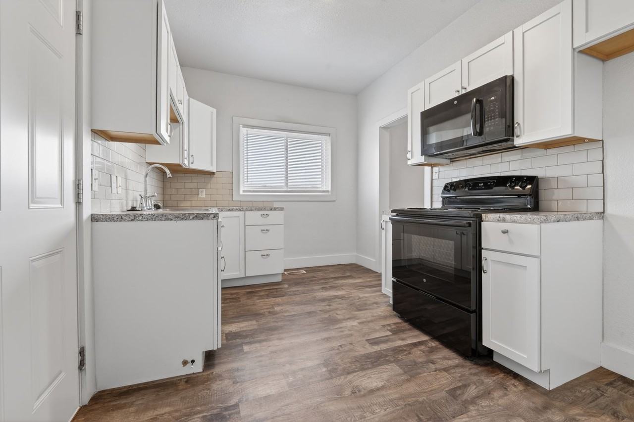 802 W Mccormick Ave - Photo 2 of 15