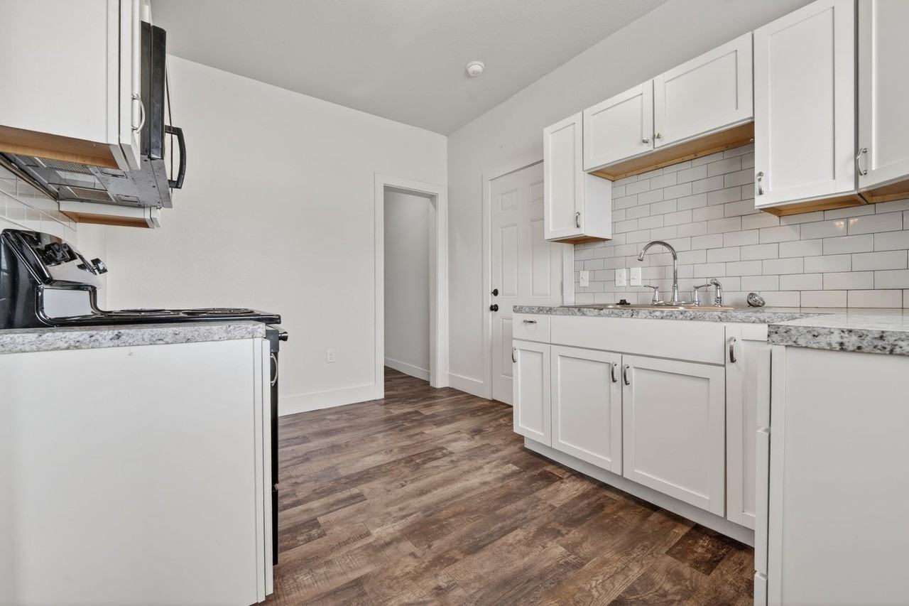 802 W Mccormick Ave - Photo 6 of 15