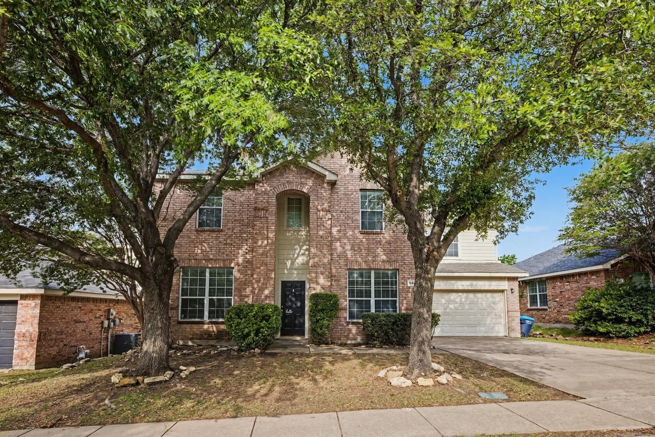 8401 Tribute Ln - Photo 2 of 50