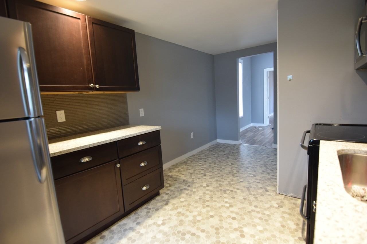 1120 1/2 Mount Pleasant Ave #1120-5 - Photo 5 of 8