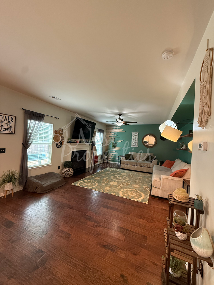 594 Newton Rd #1 - Photo 3 of 15