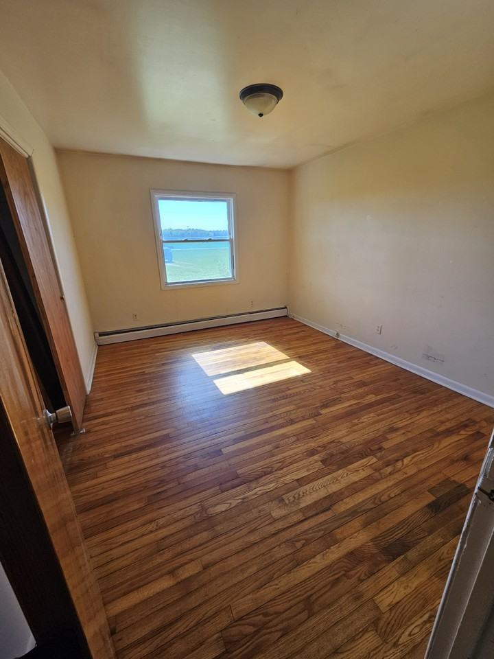 7110 Noble Rd #1 - Photo 7 of 11