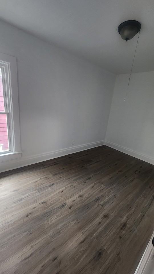 212 1/2 King St #2 - Photo 4 of 12