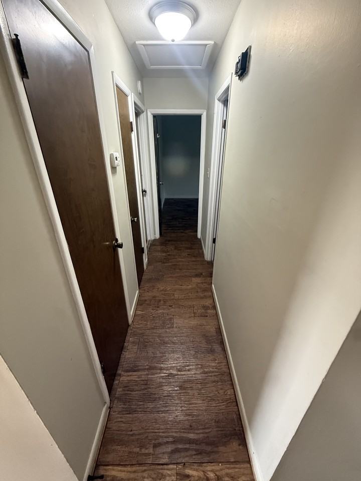 1502 Stadium St #2 - Photo 4 of 11