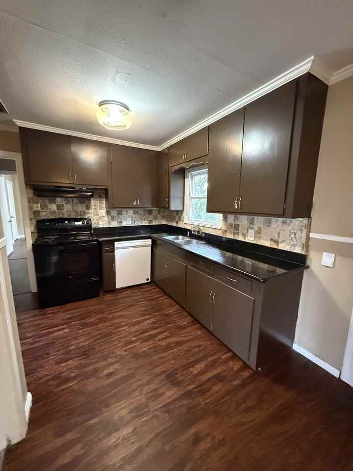 3825 Hyde Park Row #1 - Photo 4 of 15