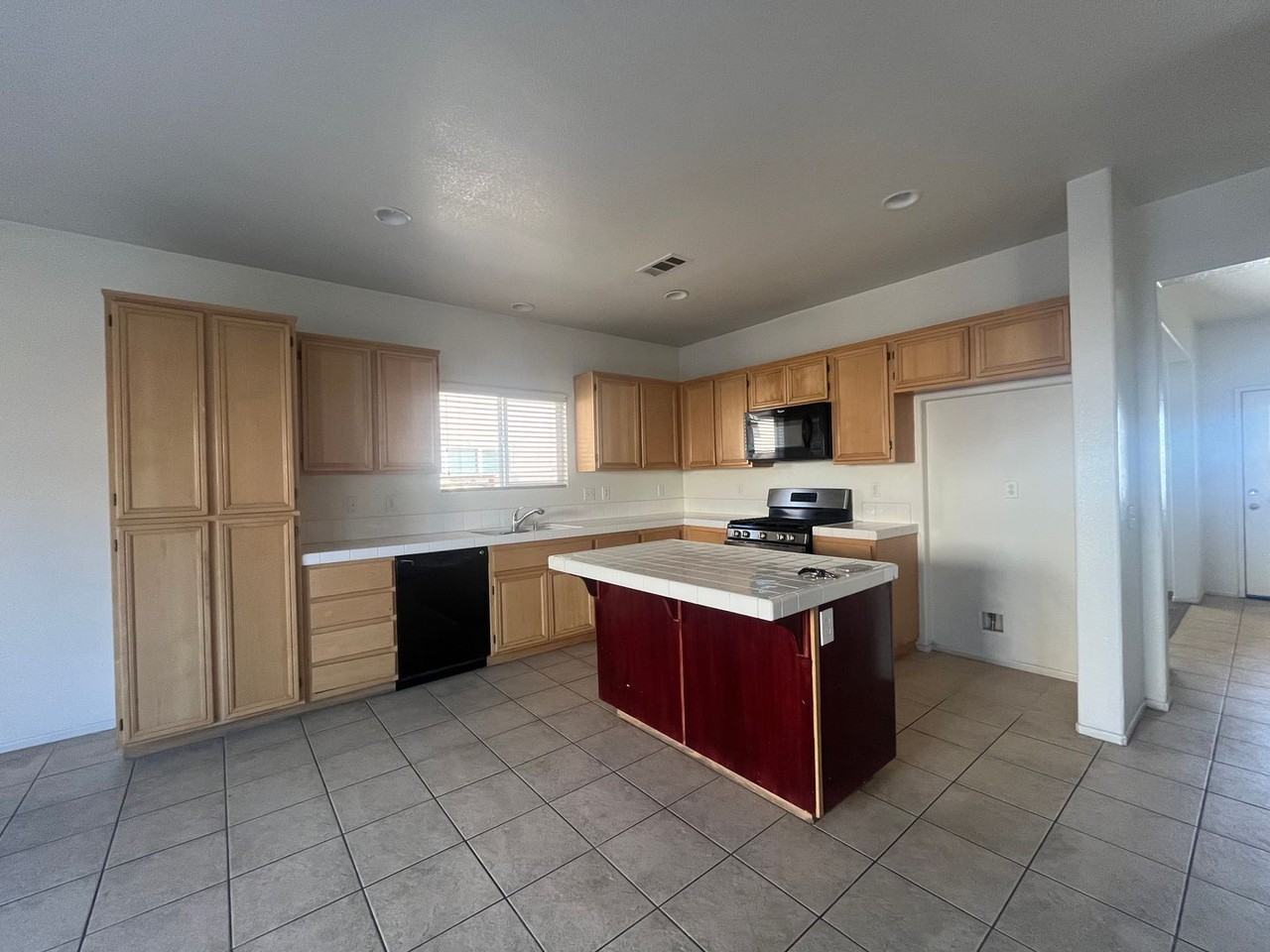 13230 Mesa View Dr - Photo 3 of 18