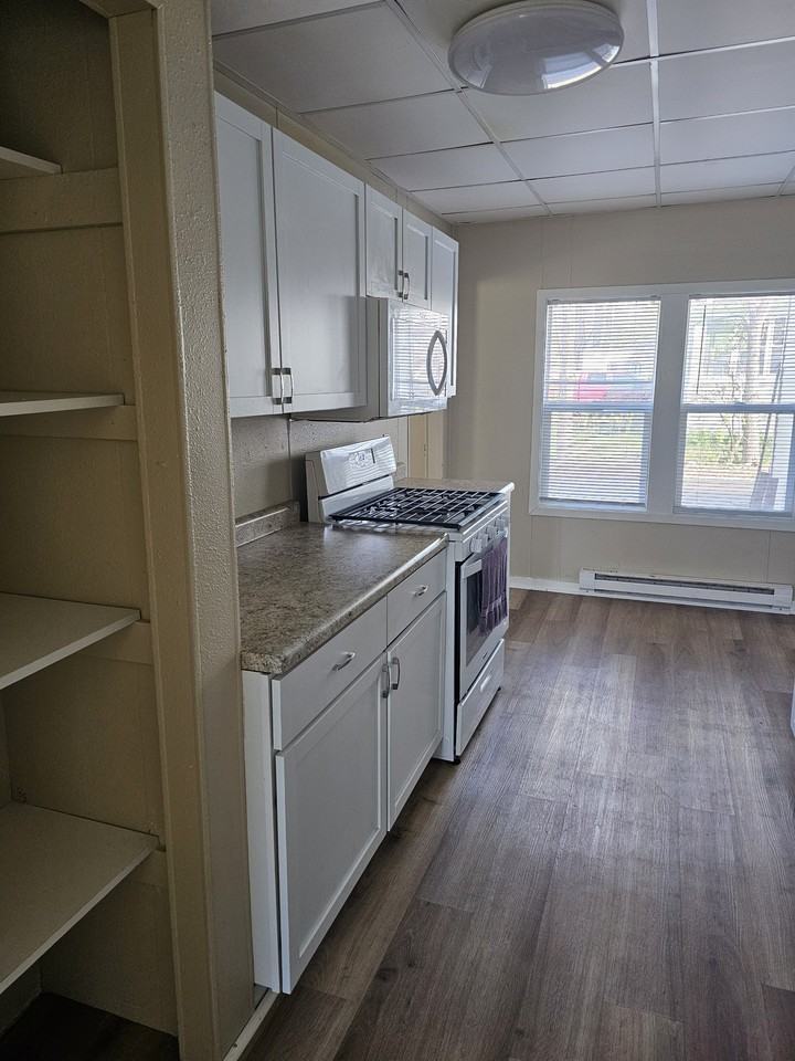 324 Platt St #2 - Photo 2 of 6