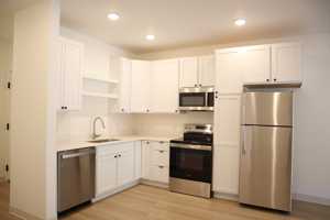 featured image of Palisades - 2022340 River Road #202