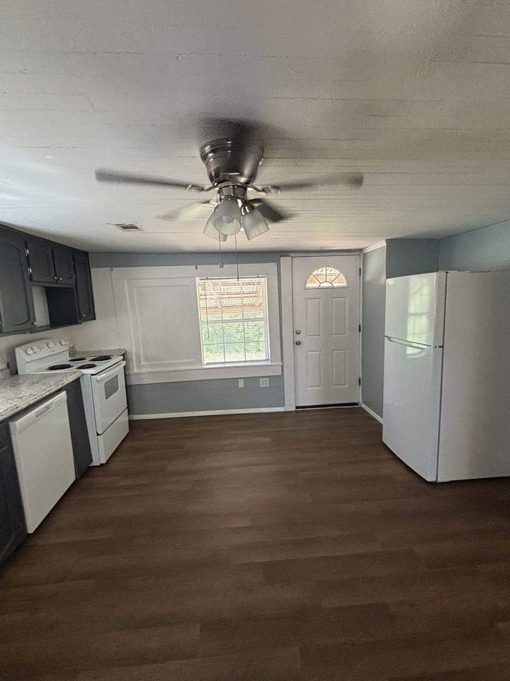 103 N Watkins St #1 - Photo 4 of 16