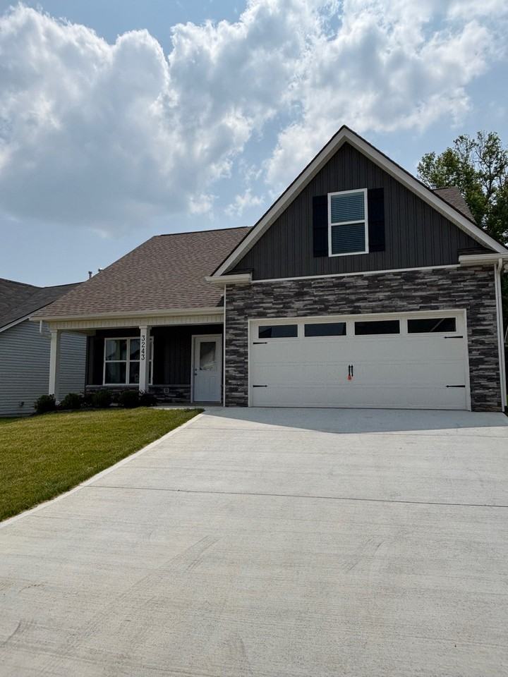 3243 Truitt Path Ln #1 - Photo 3 of 39