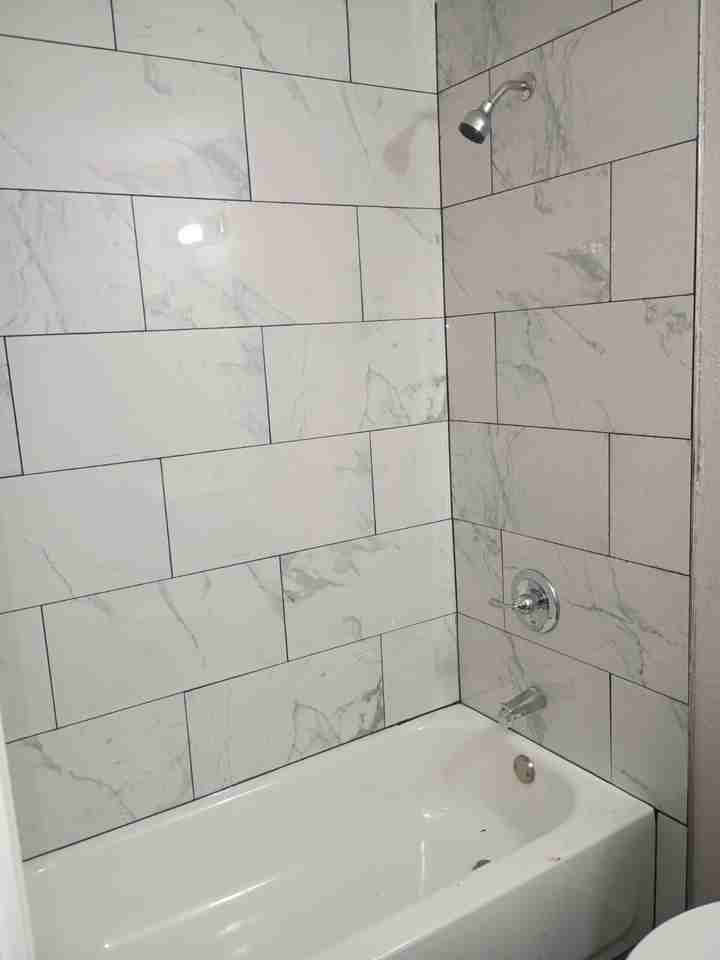 760 Hanley St #1 - Photo 4 of 7