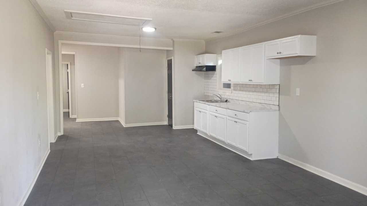 3134 Pacific Ave #1 - Photo 2 of 9