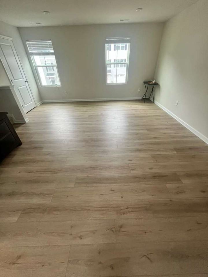 6126 Carrick Bend Ct #1 - Photo 5 of 23