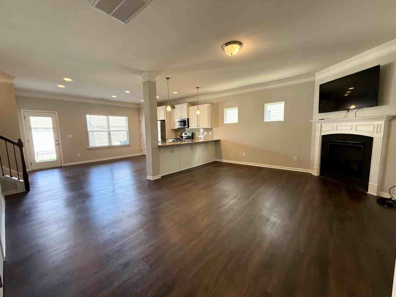 Wrenwood Dr #1 - Photo 3 of 20