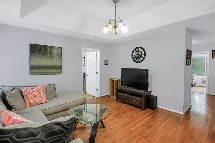 151 Renaissance Way #1 - Photo 5 of 18