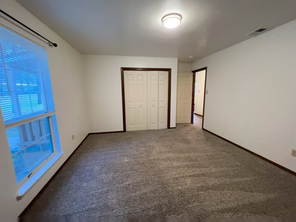 108 Raymond Buckner Dr #1 - Photo 4 of 10
