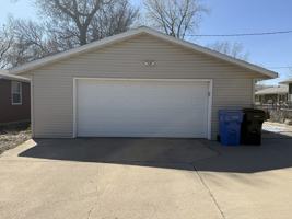 featured image of 2615 E 12th St