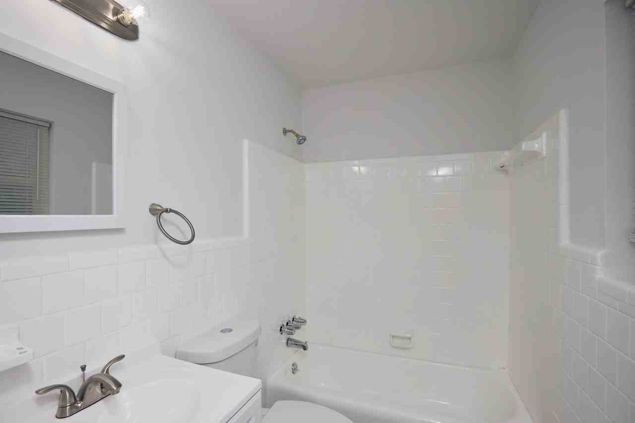 1171 Woodland Avenue NortheastUnit 4 #4 - Photo 4 of 7