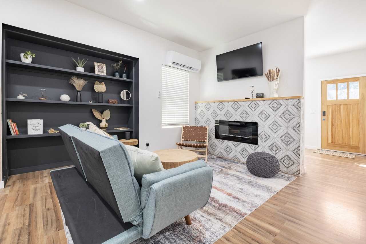 3451 5th St #1 - Photo 5 of 35