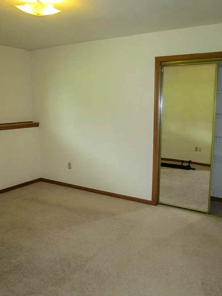 746A Crawford Dr #1 - Photo 7 of 12