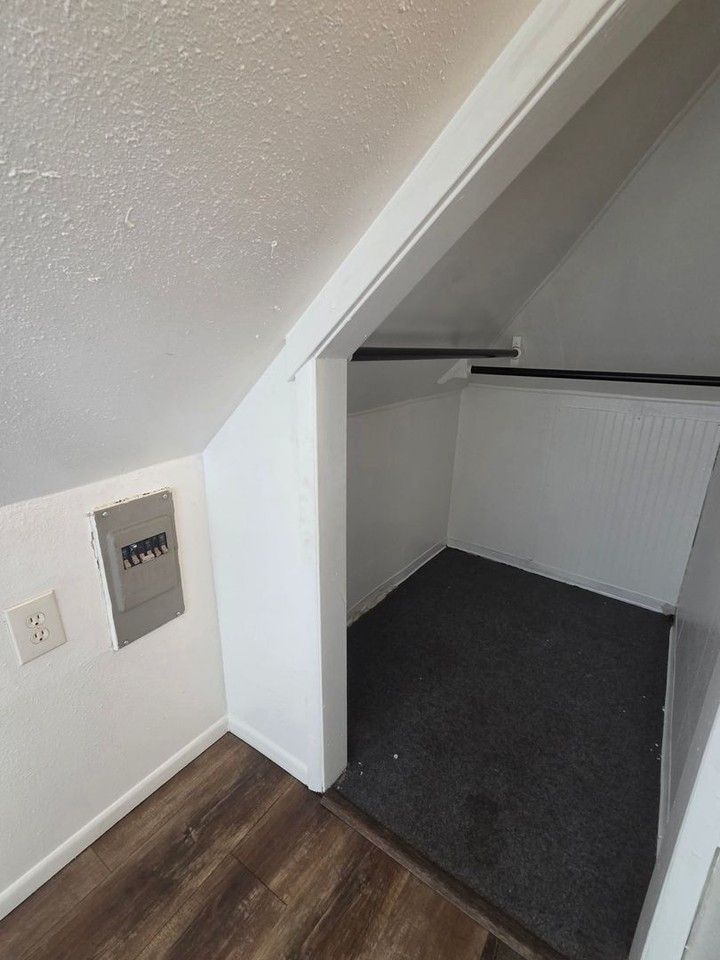 2904 E Indiana Ave #B - Photo 7 of 10