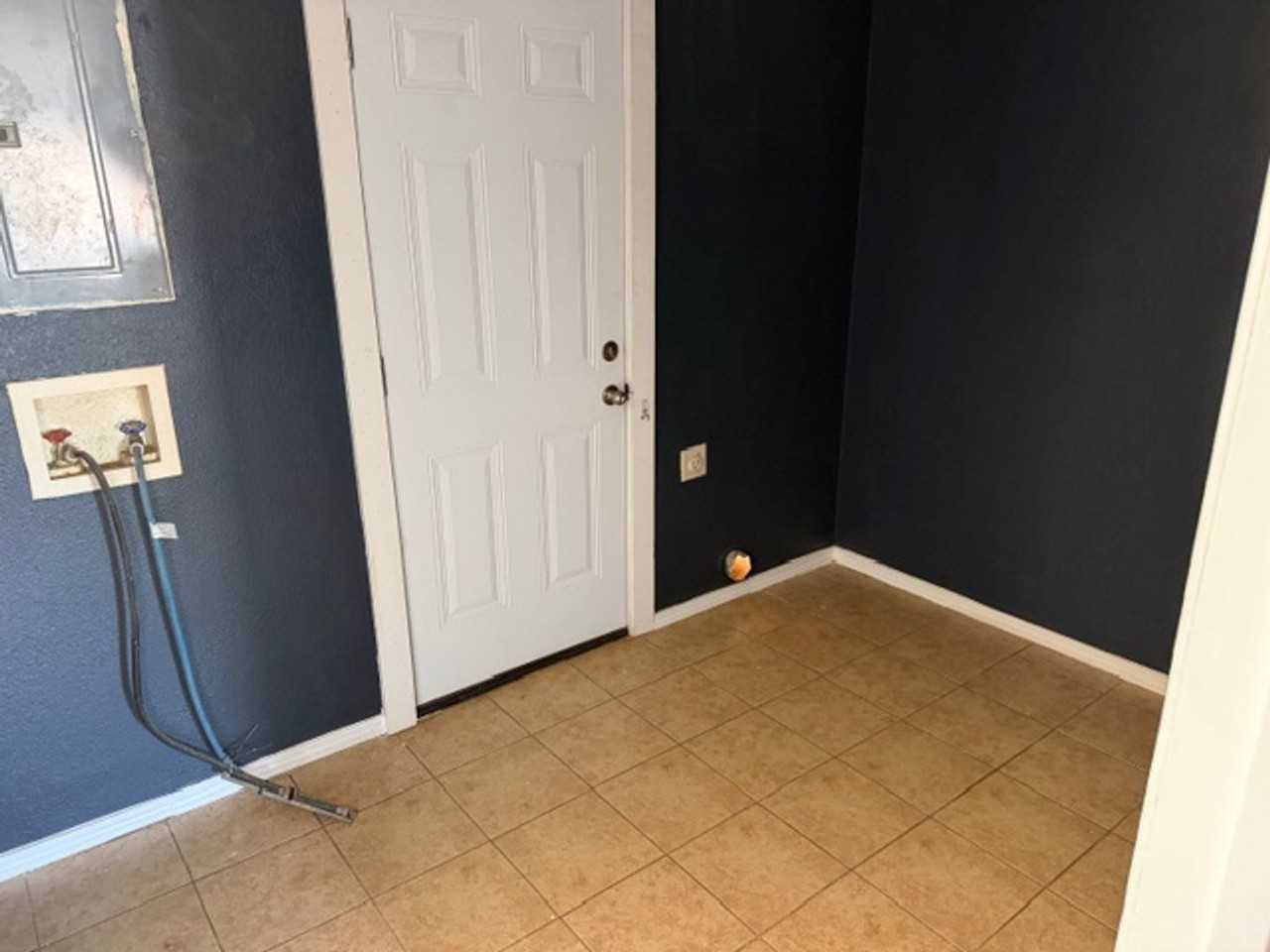 1234 Sycamore St - Photo 6 of 17