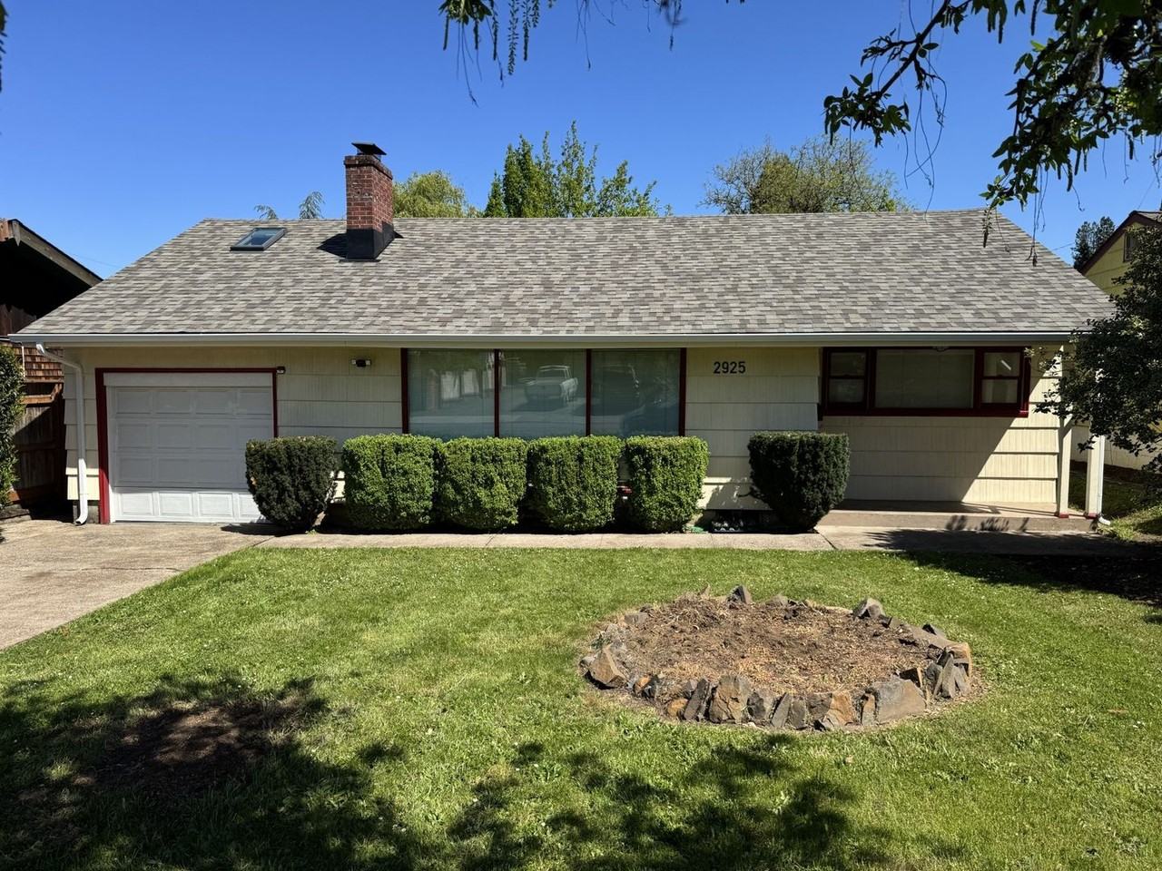 2925 Charnelton St - Photo 2 of 21