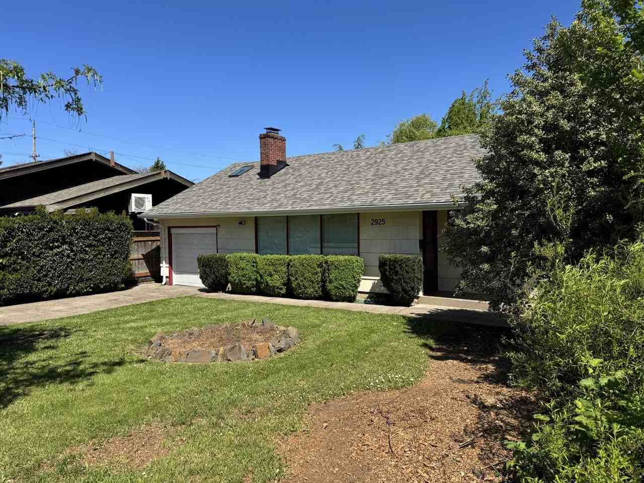 2925 Charnelton St - Photo 3 of 21