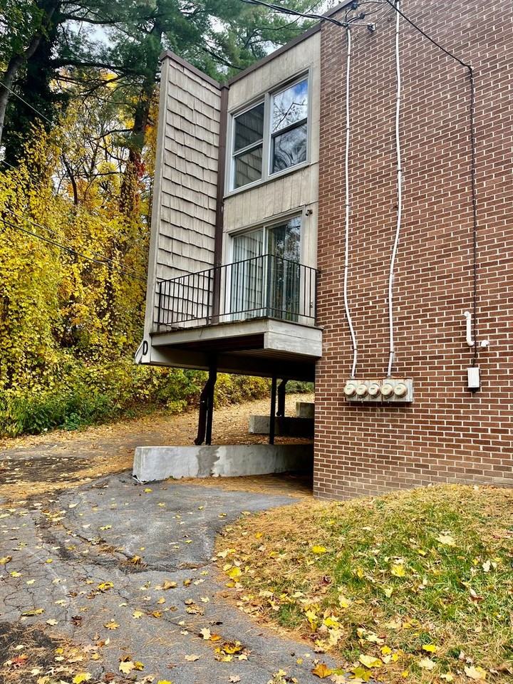 4915 W Genesee St - Photo 4 of 17