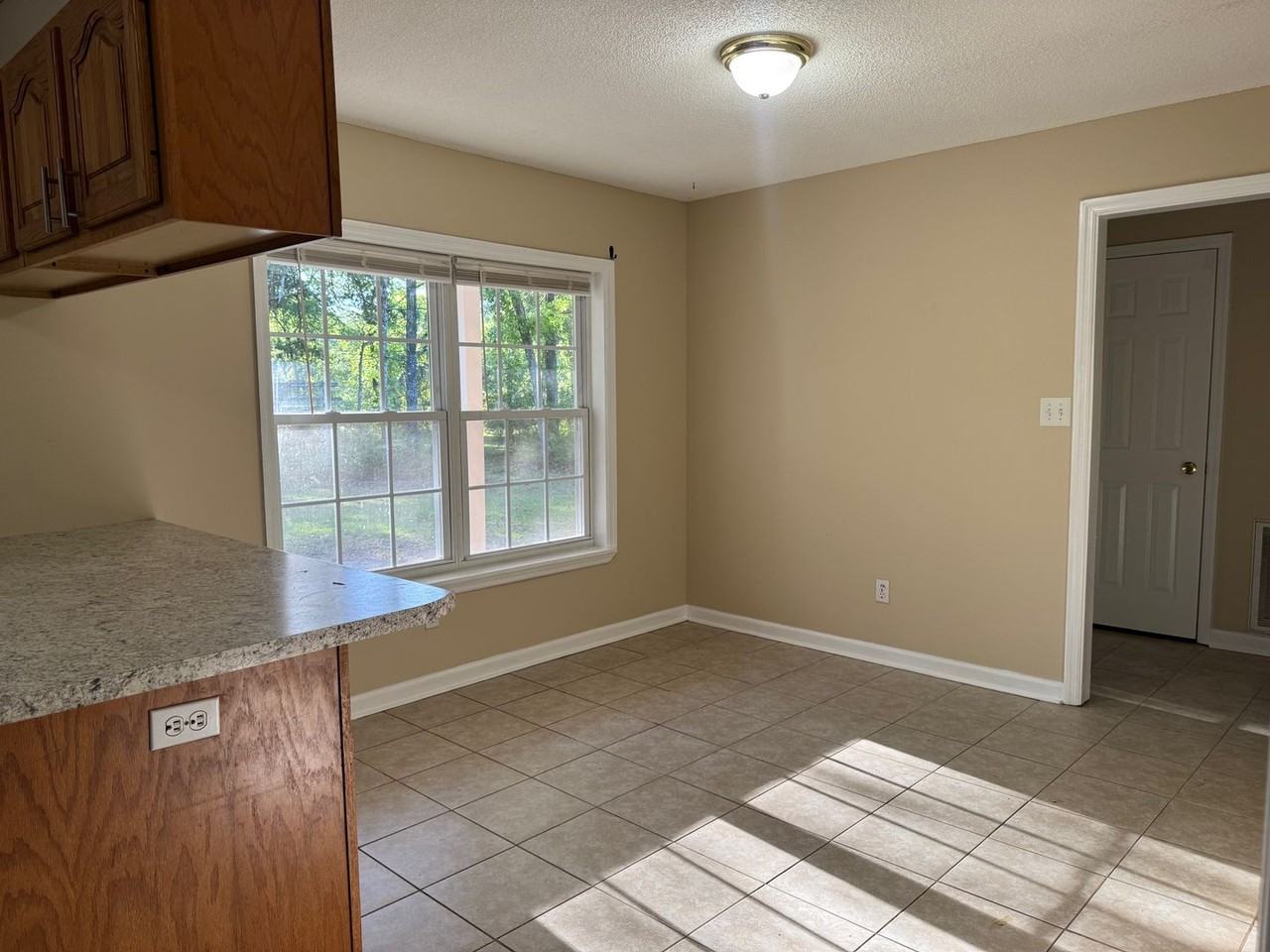 2400 Spring Creek Hwy - Photo 4 of 6