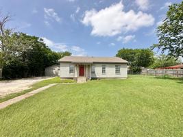 featured image of 5401 Westcliff Rd