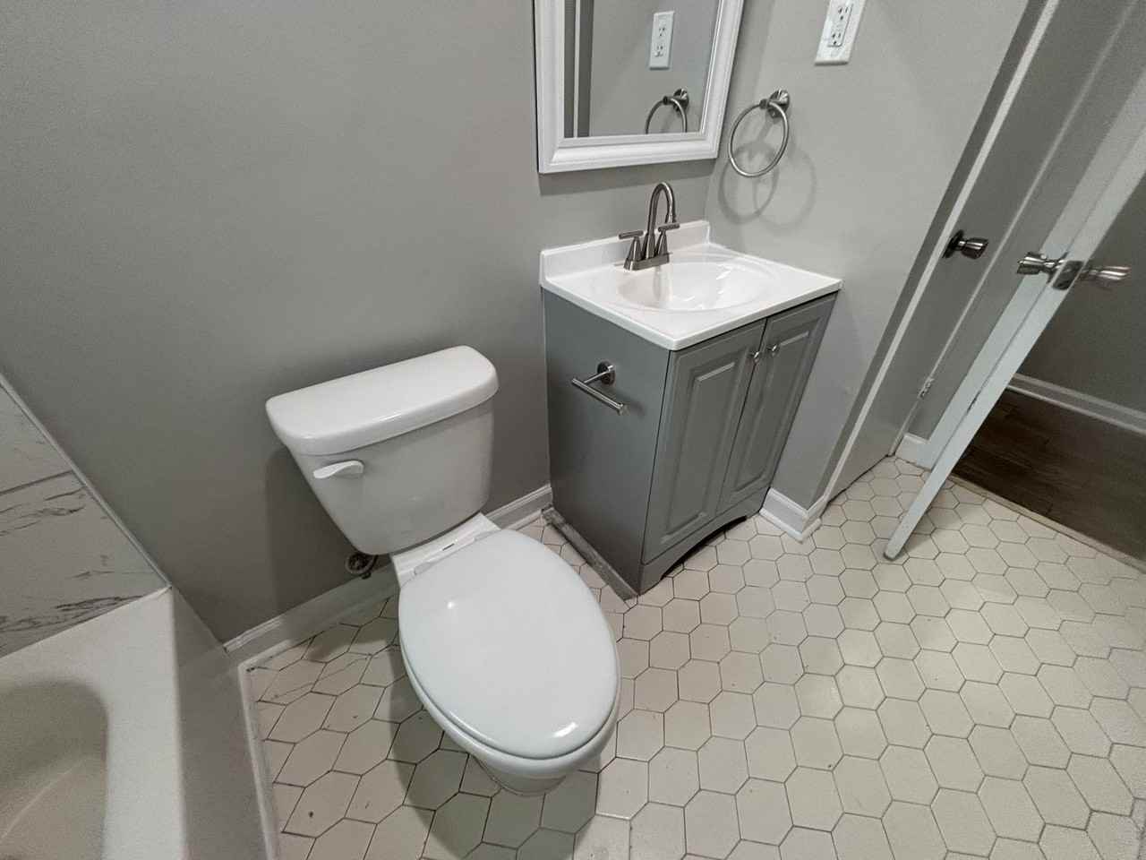 5293 Beaverton Dr - Photo 2 of 14
