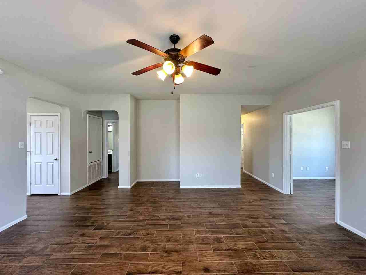 506 Constellation Dr - Photo 3 of 22