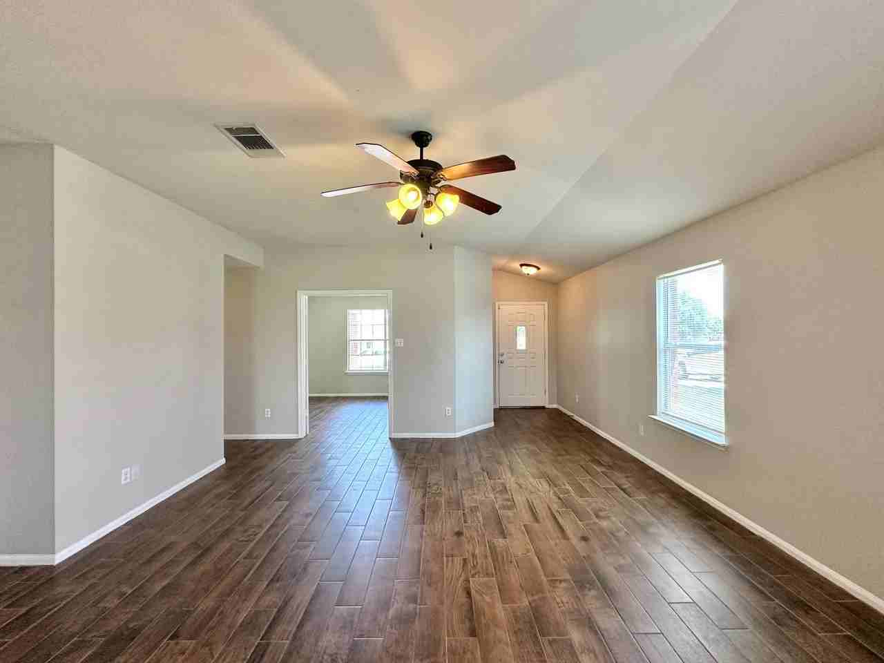 506 Constellation Dr - Photo 5 of 22
