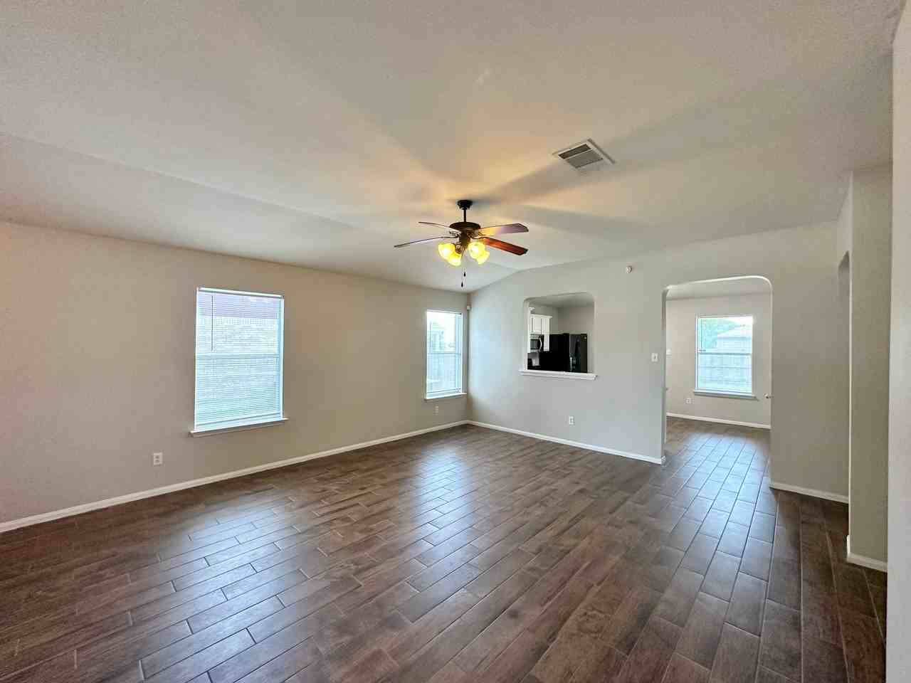 506 Constellation Dr - Photo 7 of 22