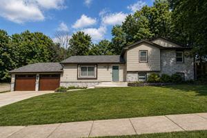 featured image of 3104 Oak Lawn Dr