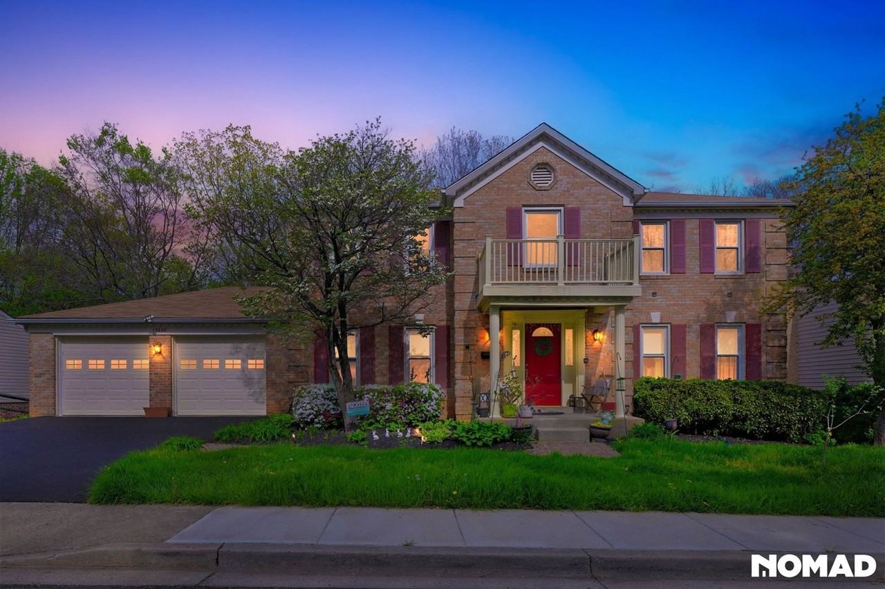 13648 Spinning Wheel Dr - Photo 2 of 39