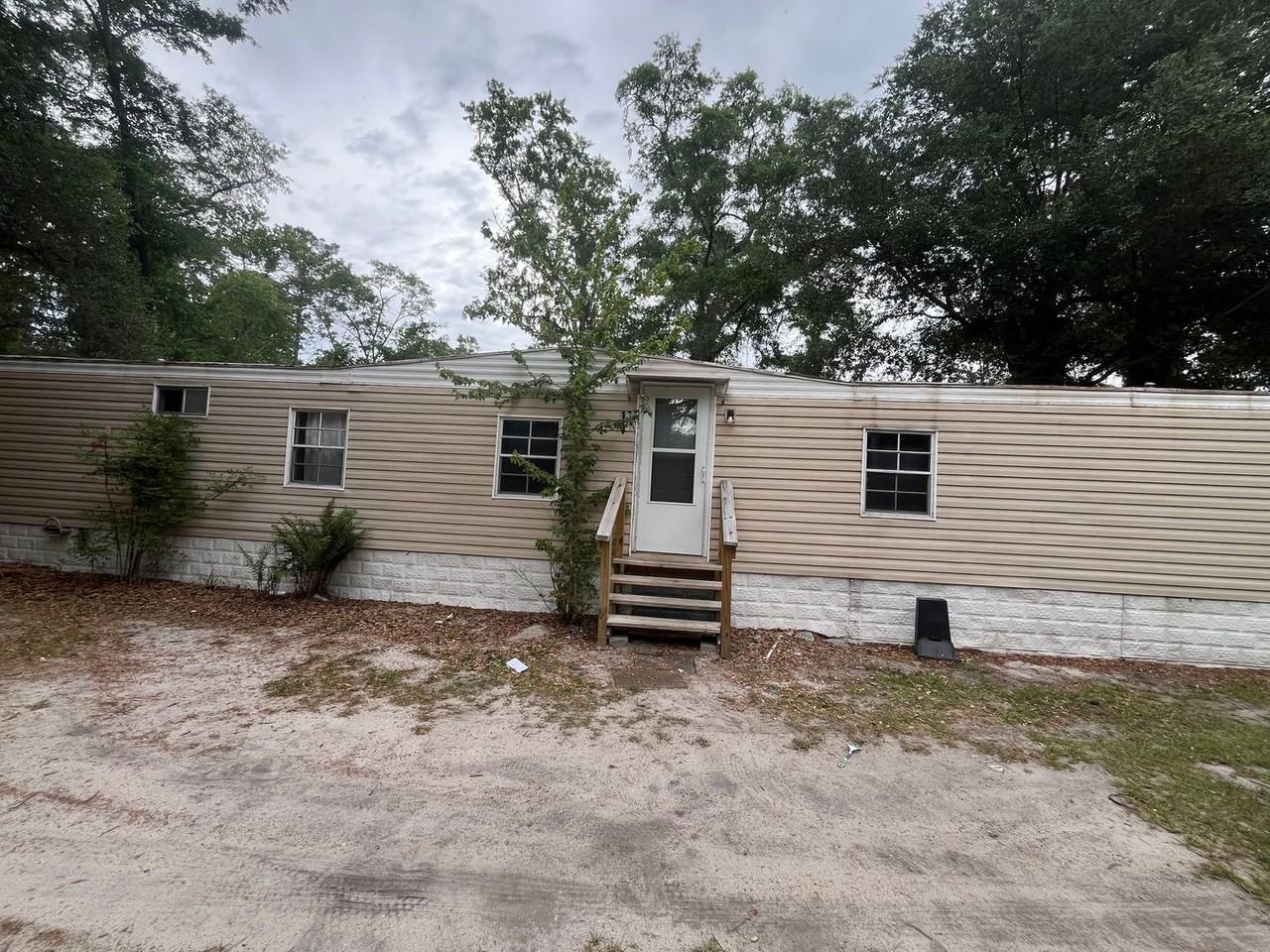 Faulkville Living - Photo 2 of 6